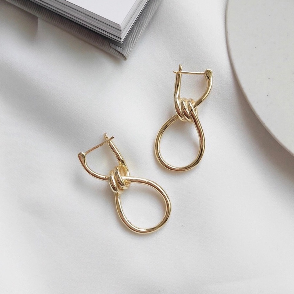 Essex Knotted Earrings